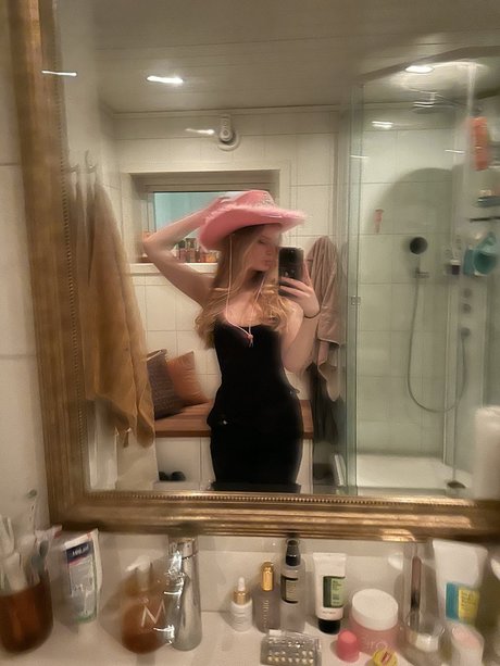 Photo nue de fuite OnlyFans de Eva