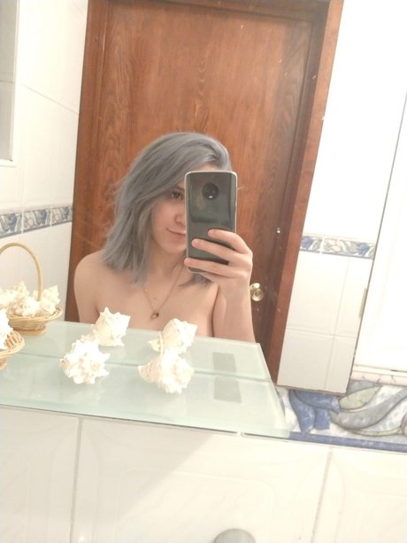 Photo nue de fuite OnlyFans de Dann Len