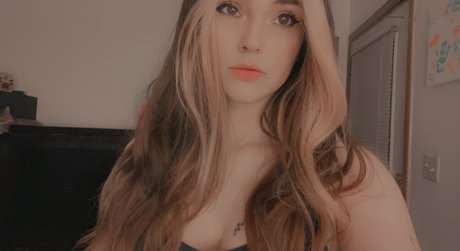 Photo nue de fuite OnlyFans de Peachy 