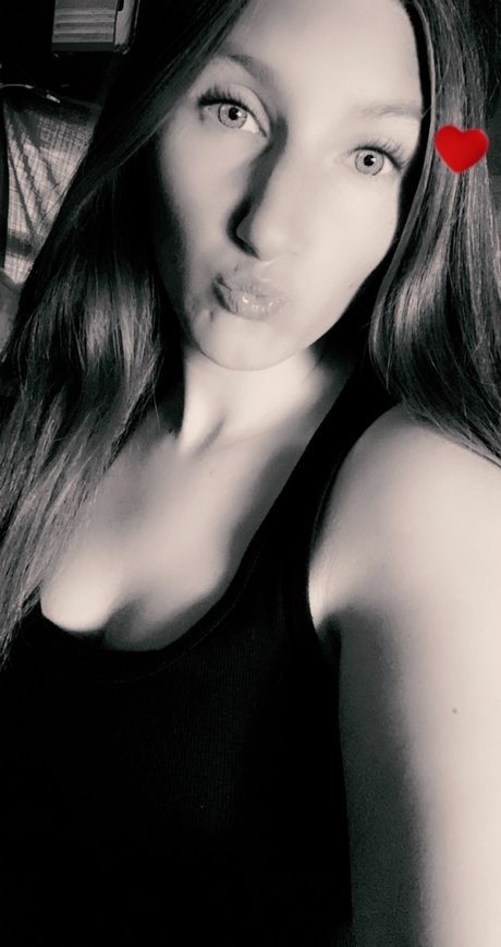Photo nue de fuite OnlyFans de Manda