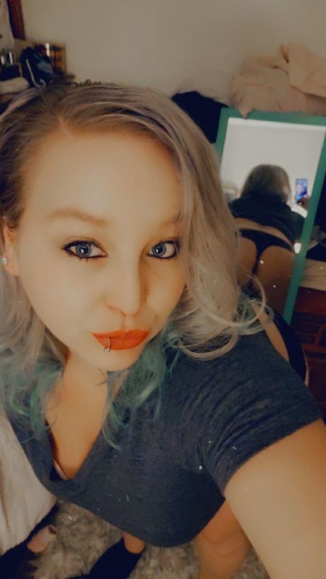 Photo nue de fuite OnlyFans de Msmalice