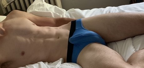 Photo nue de fuite OnlyFans de Myles