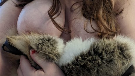 Photo nue de fuite OnlyFans de Thicc Fur Mommy 