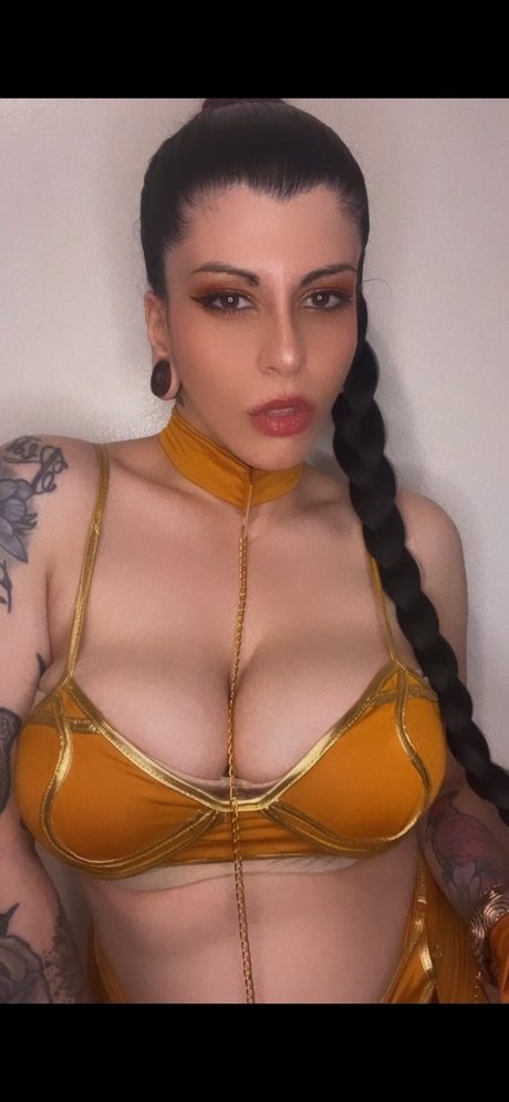 Photo nue de fuite OnlyFans de Ganja Green Queen