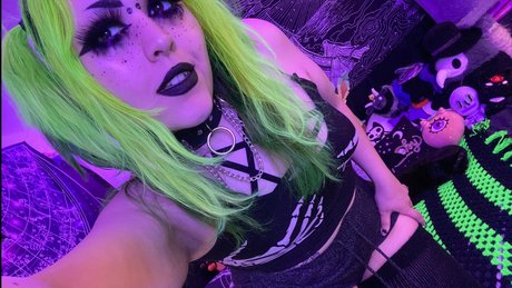 Photo nue de fuite OnlyFans de Spooky Boo