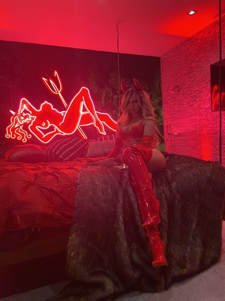 Photo nue de fuite OnlyFans de Emma Tyrell