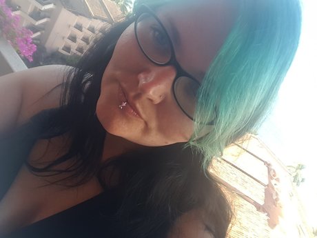 Photo nue de fuite OnlyFans de Enchantress Pain