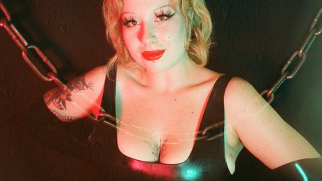 Photo nue de fuite OnlyFans de Domina Dolly St Cyr
