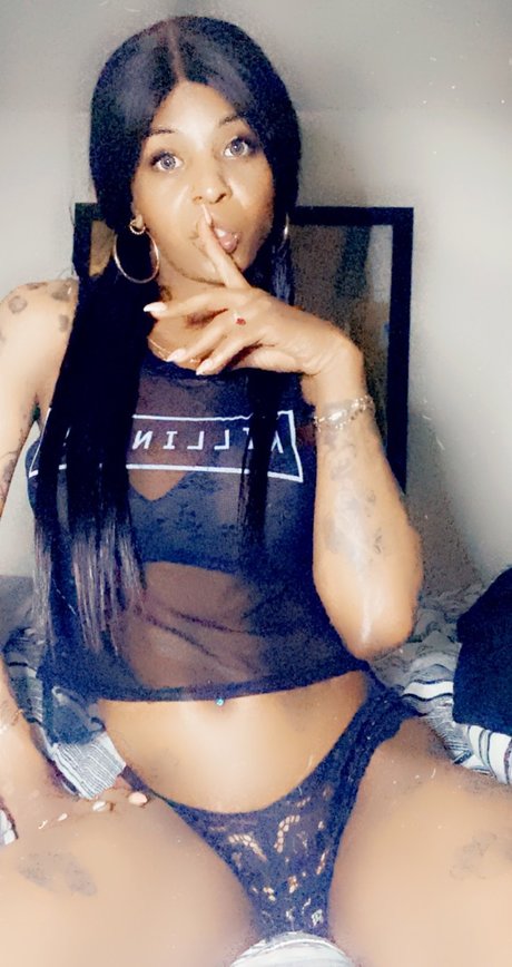 Photo nue de fuite OnlyFans de Badgirlmyah757