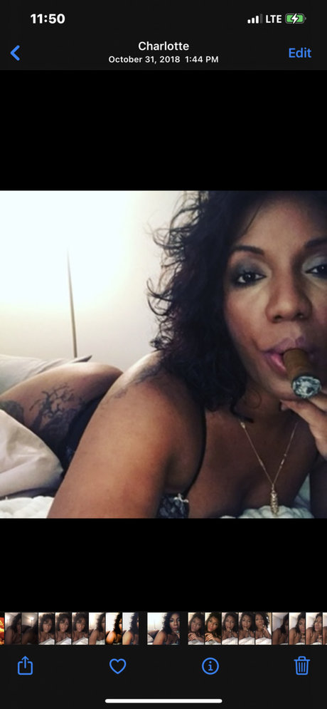 Photo nue de fuite OnlyFans de Muvapuffa