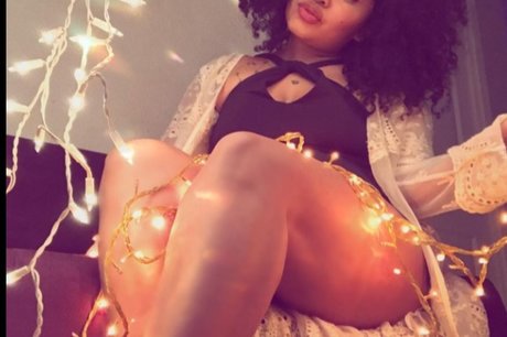 Photo nue de fuite OnlyFans de Nadya Esmeralda