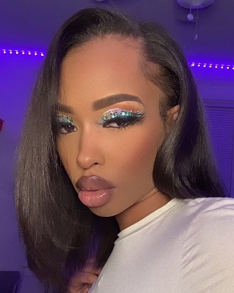 Photo nue de fuite OnlyFans de Domme Bentley
