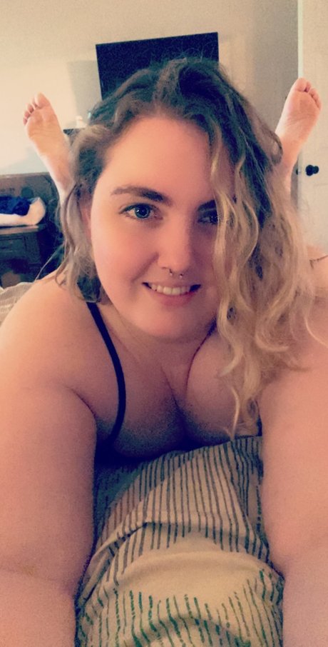 Photo nue de fuite OnlyFans de Curvy Corn 