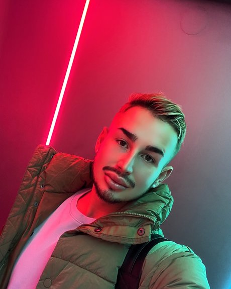 Photo nue de fuite OnlyFans de Dominik