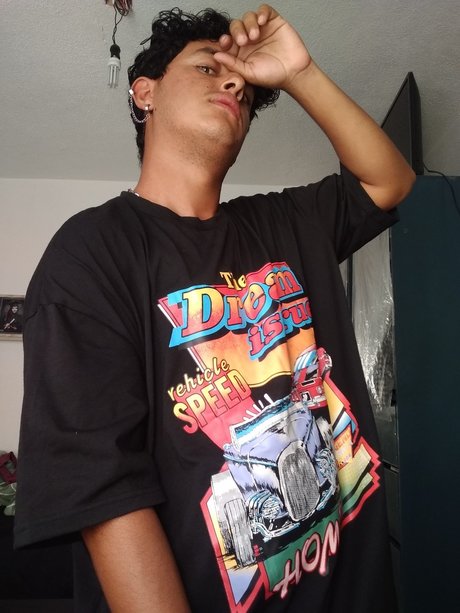 Photo nue de fuite OnlyFans de Erik Mendoza