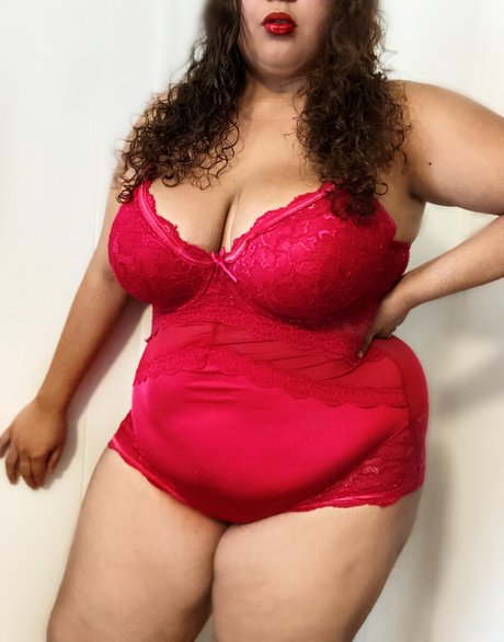 Photo nue de fuite OnlyFans de Curvy Trouble
