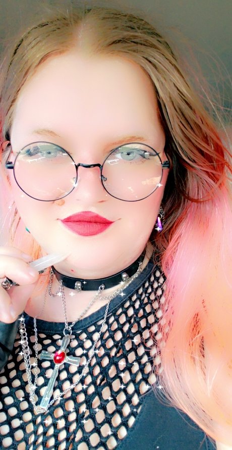 Photo nue de fuite OnlyFans de Cursity Darkness