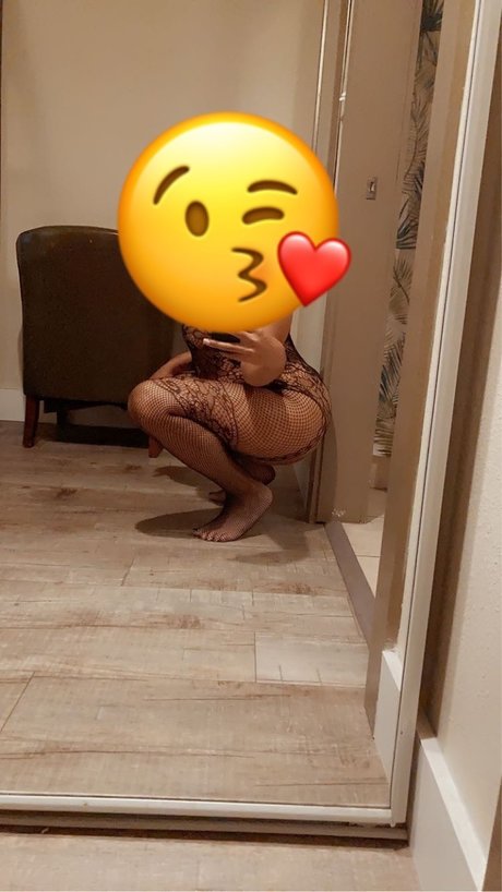 Photo nue de fuite OnlyFans de Mzkitty