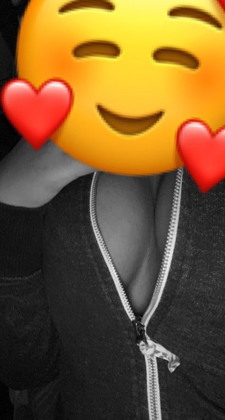 Photo nue de fuite OnlyFans de New New