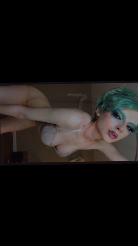 Photo nue de fuite OnlyFans de Fairy