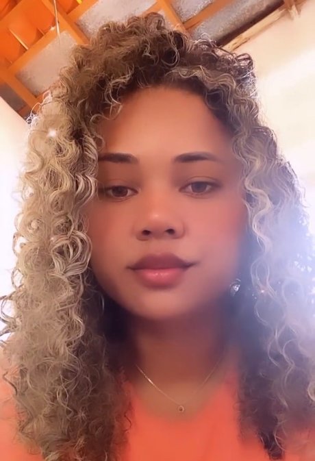Photo nue de fuite OnlyFans de Chanelll3