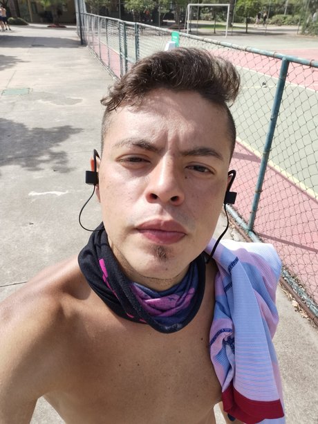 Photo nue de fuite OnlyFans de Di Juan