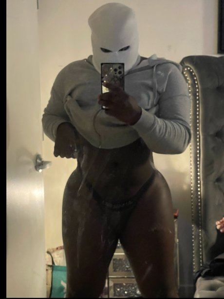 Photo nue de fuite OnlyFans de Nathaniel Duvale