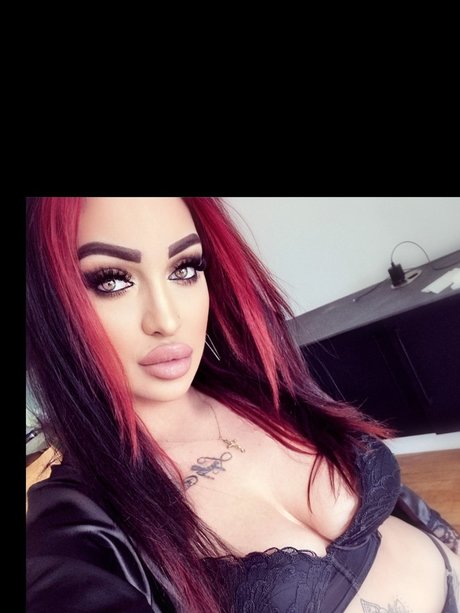 Photo nue de fuite OnlyFans de Natasha Floran