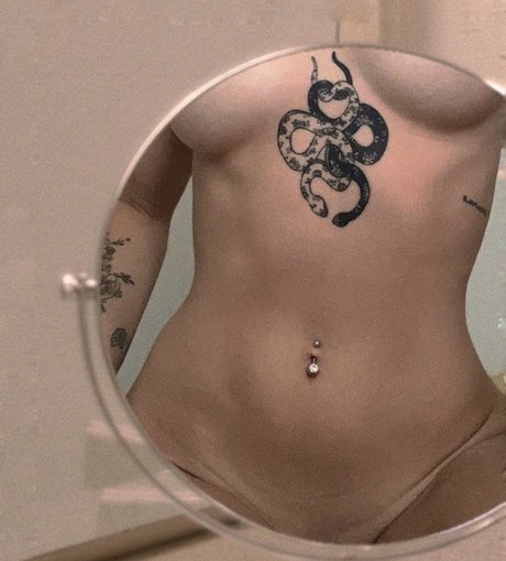 Photo nue de fuite OnlyFans de Nat