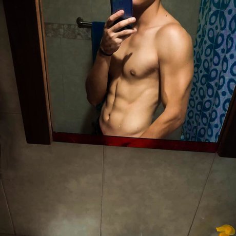 Photo nue de fuite OnlyFans de Chris For Free
