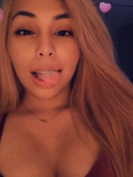 Photo nue de fuite OnlyFans de Naz