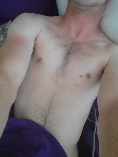 Photo nue de fuite OnlyFans de Naughty Nerd
