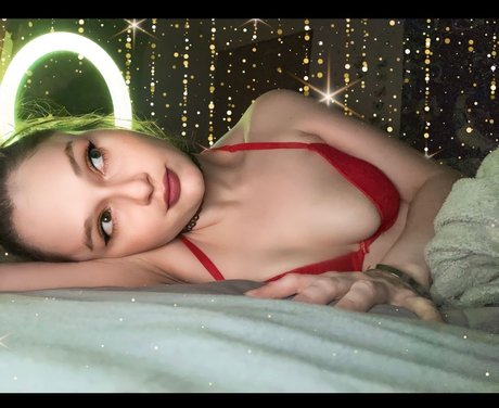 Photo nue de fuite OnlyFans de Bella