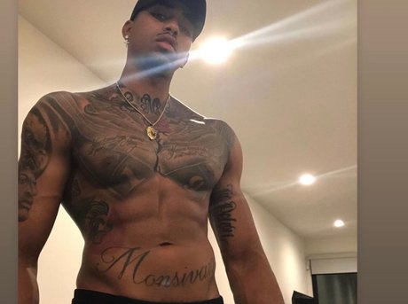 Photo nue de fuite OnlyFans de Alejandro