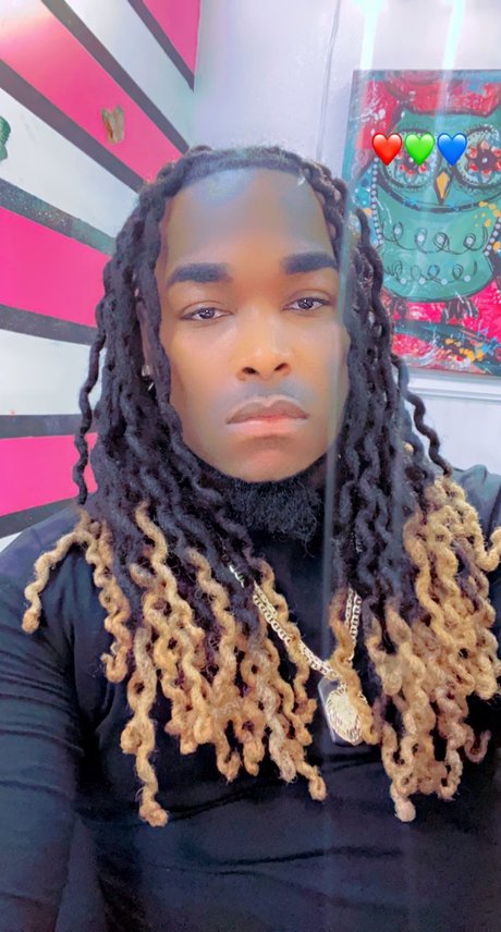 Photo nue de fuite OnlyFans de Hot Boy Summer