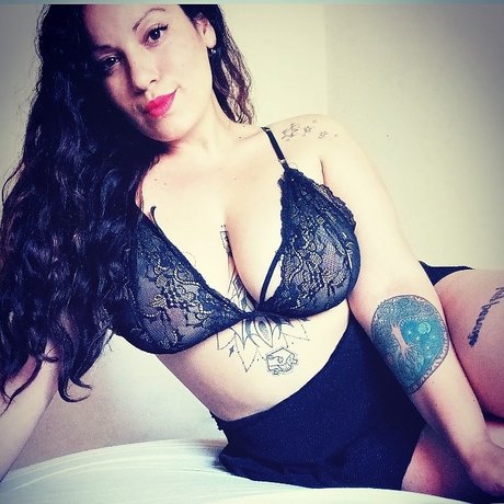 Photo nue de fuite OnlyFans de Bicosmica