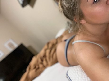Photo nue de fuite OnlyFans de Adi