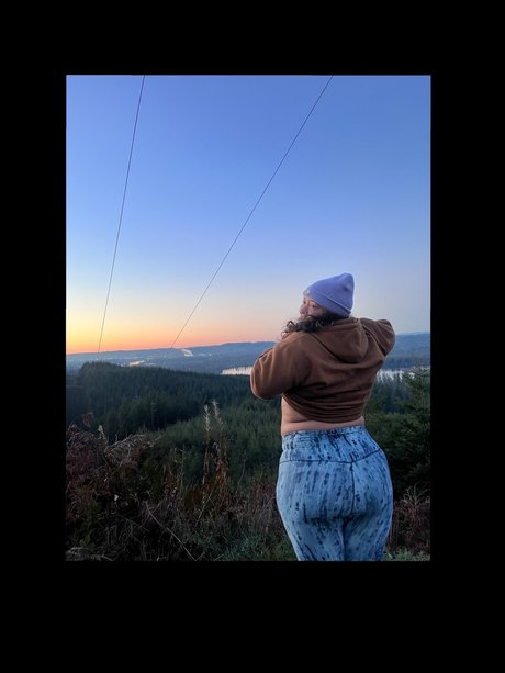 Photo nue de fuite OnlyFans de Lillian