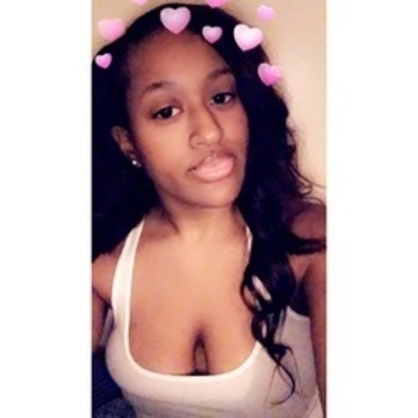 Photo nue de fuite OnlyFans de Sonny 