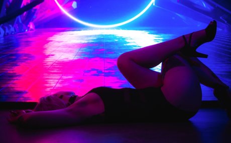 Photo nue de fuite OnlyFans de Nerdy Witch