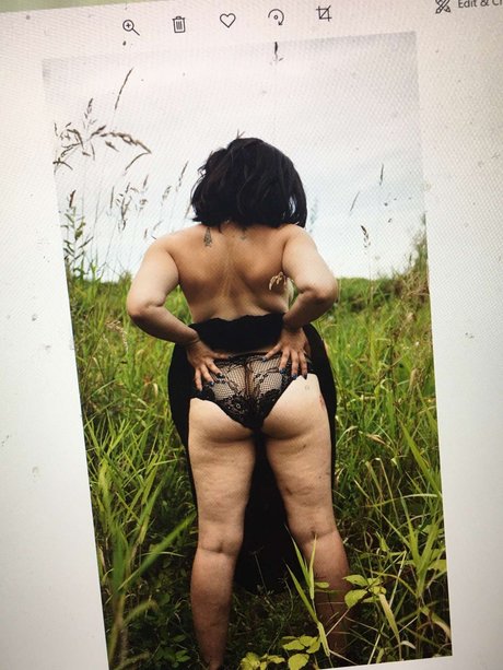 Photo nue de fuite OnlyFans de Nellie