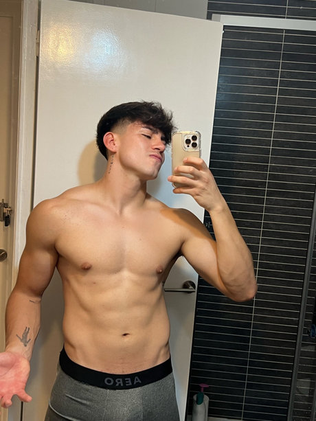 Photo nue de fuite OnlyFans de David
