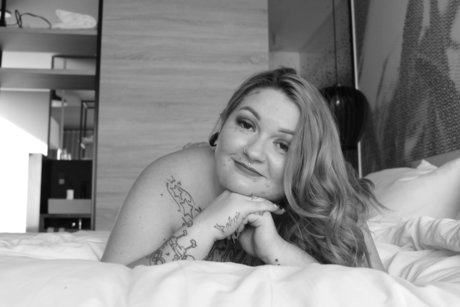 Photo nue de fuite OnlyFans de Hellgrrl