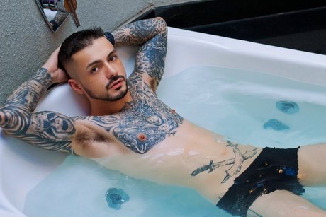 Photo nue de fuite OnlyFans de Cristiano