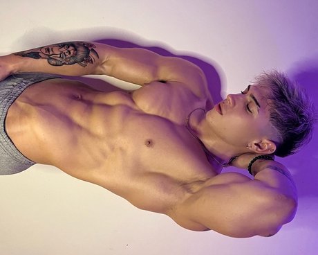Photo nue de fuite OnlyFans de Nicolas