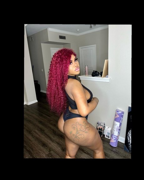 Photo nue de fuite OnlyFans de Nature Fuller