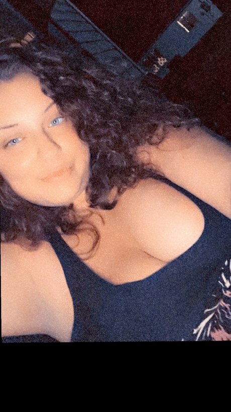 Photo nue de fuite OnlyFans de Cbaby