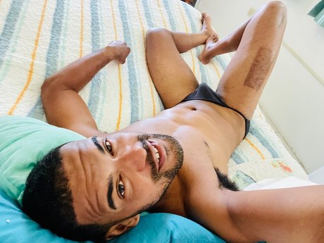 Photo nue de fuite OnlyFans de Nexttopthrottle