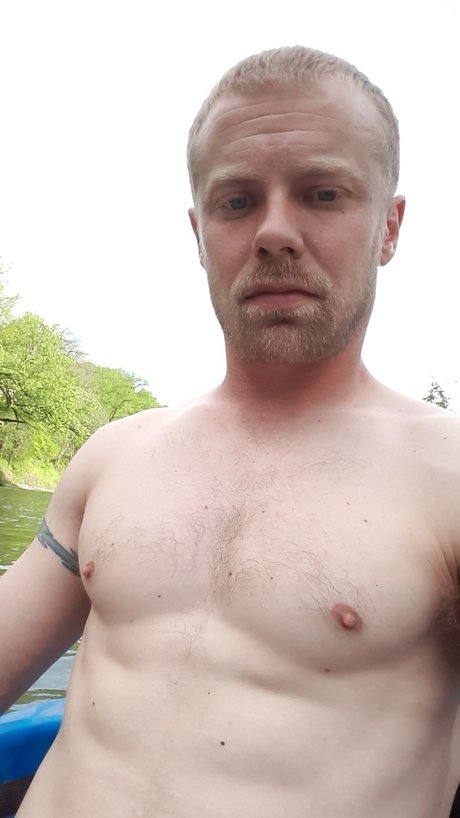 Photo nue de fuite OnlyFans de Bh