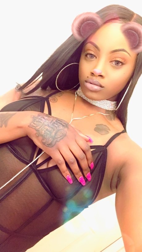 Photo nue de fuite OnlyFans de The Real Kali Barbie 